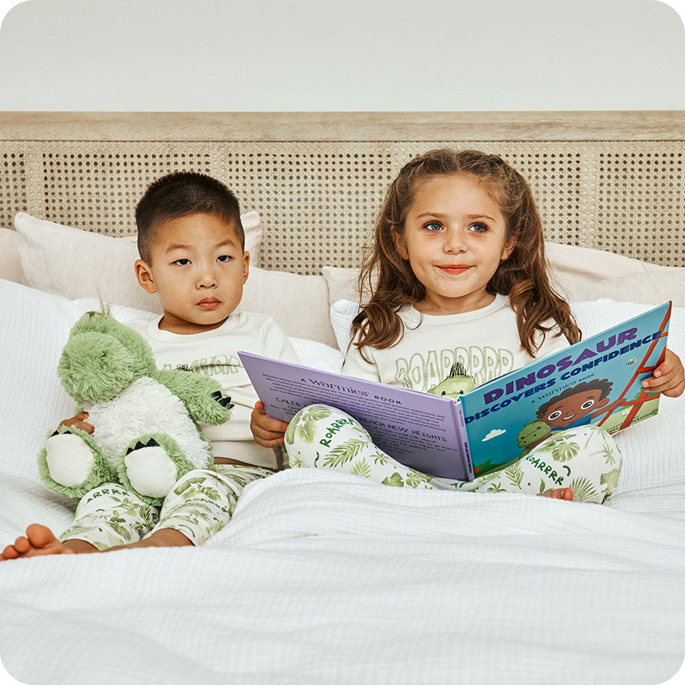 Dinosaur Discovers Confidence Book - Easy Set